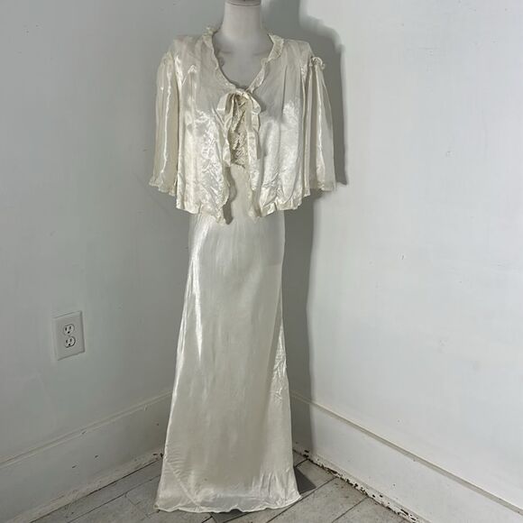 Rare 1930s Slipper Satin Bias Cut Peignoir Set VOLUP - Picture 1 of 13